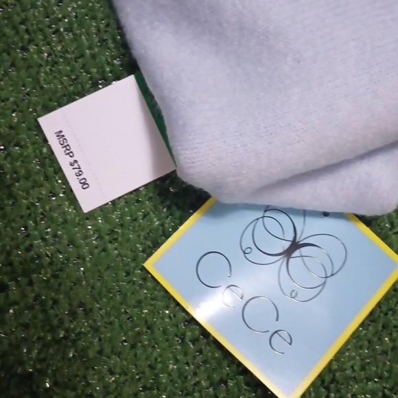 Sweater - Picture 2 of 3